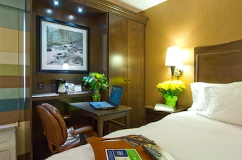 1 King Bed with Sofa bed (Study)