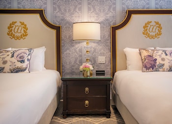 Junior Suite, 2 Queen Beds