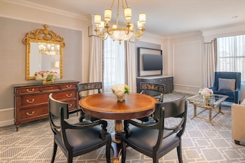 Suite, 1 Bedroom, City View