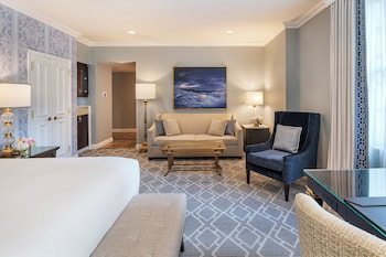 Junior Suite, 1 King Bed