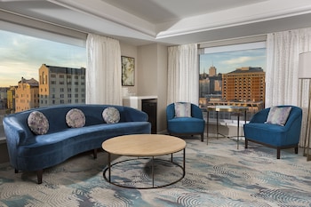 Junior Suite, 1 King Bed, Non Smoking