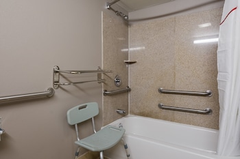 Superior Room, 1 King Bed, Accessible, Smoking