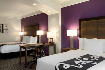 Deluxe Room, Multiple Beds, Non Smoking (1 King Bed and 1 Full Bed)