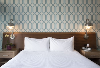 Superior Room, 1 King Bed, Ocean View (Ocean View Cloud - King)