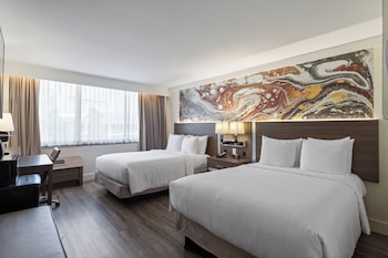 Standard Room, 2 Queen Beds, Mobility Accessible, Non Smoking (Communications)