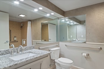 Standard Room, 2 Queen Beds, Mobility Accessible, Non Smoking (Communications)
