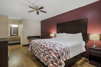 Superior Room, 1 King Bed, Accessible, Smoking
