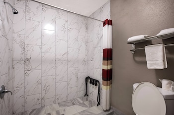 Deluxe Room, 2 Double Beds, Accessible, Smoking
