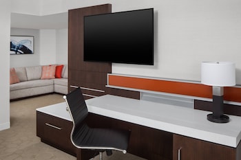 Junior Suite, 1 King Bed