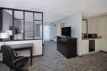 Executive Room, 1 King Bed, Non Smoking