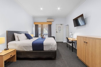 Superior Room, 1 King Bed