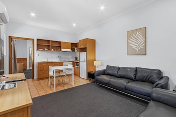 Studio, 1 Queen Bed