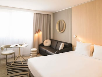 Superior Room, 1 King Bed