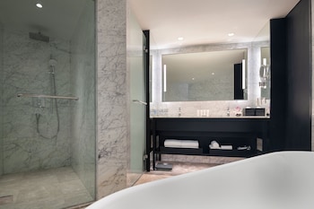 Junior Suite, 1 King Bed