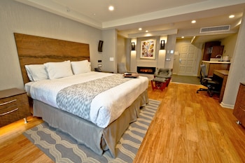 Economy Suite, 1 King Bed (Superior King Executive 413sqft)