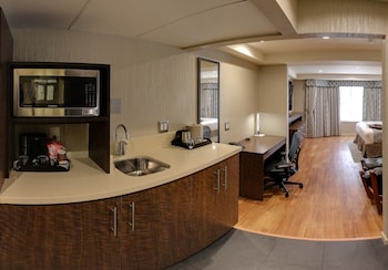 Economy Suite, 1 King Bed (Superior King Executive 413sqft)
