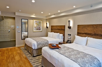 Deluxe Room, 2 Queen Beds (Two Queen Bed Non-Smoking Room)