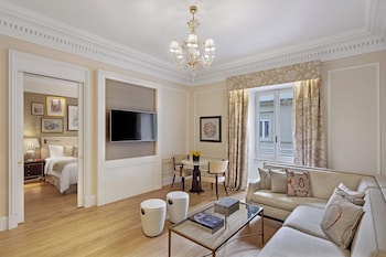 Suite, 1 King Bed