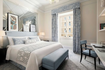 Deluxe Room, 1 King Bed