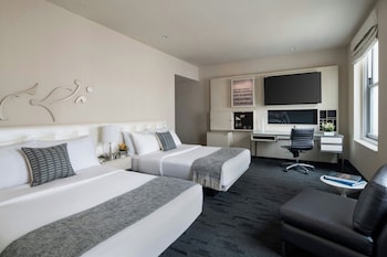 Premium Room, 2 Double Beds