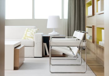 Suite (Regency)