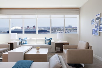 Suite (Regency)