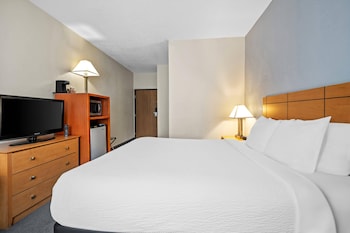 Standard Room, 1 Queen Bed, Non Smoking