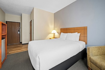 Standard Room, 1 Queen Bed, Non Smoking