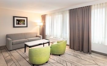 Junior Suite, 1 King Bed