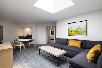 Superior Suite, 1 King Bed (Montague)