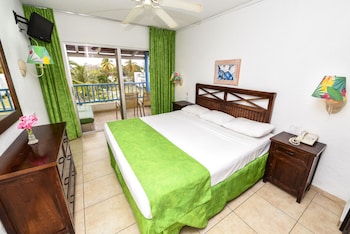 Standard Room, 1 King Bed
