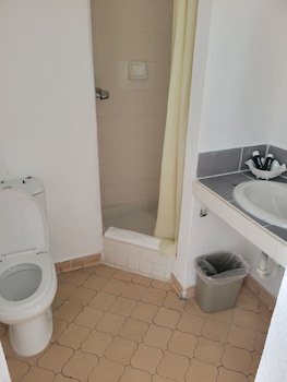 Standard Room, 2 Queen Beds