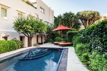 Suite (Private Pool and Garden)