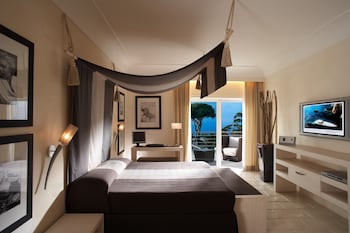 Suite (Monroe Sea Side)
