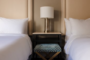 Deluxe Room, 2 Double Beds