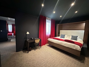 Standard Suite, 1 Double Bed with Sofa bed