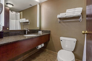 Suite, Multiple Beds, Non Smoking (Bathtub)