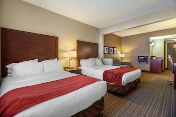 Suite, Multiple Beds, Non Smoking (Bathtub)