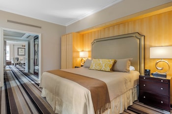 Luxury Suite, 1 King Bed (Rodgers and Hammerstein)