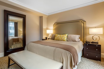 Suite, 1 King Bed, Terrace (5th Avenue)