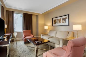 Suite, 1 King Bed, Terrace (5th Avenue)
