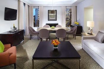 Luxury Suite, 1 King Bed (Rodgers and Hammerstein)