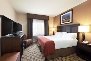 Standard Room, 1 King Bed (Walk-In Shower)