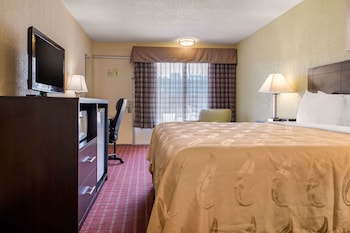 Standard Room, 1 King Bed, Non Smoking