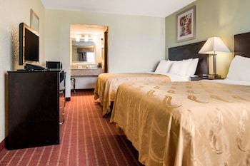 Standard Room, 2 Queen Beds, Non Smoking