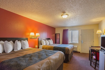 Standard Room, 2 Queen Beds, Non Smoking
