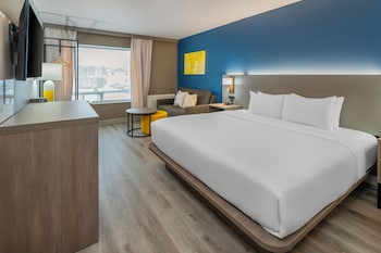 Room, 1 King Bed with Sofa bed, Non Smoking