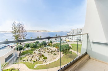 Guest Room, 1 King Bed, Sea View