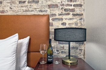 Deluxe Room, 1 King Bed (City King)