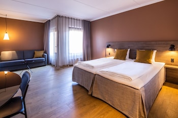 Deluxe Room, 2 Twin Beds, Non Smoking